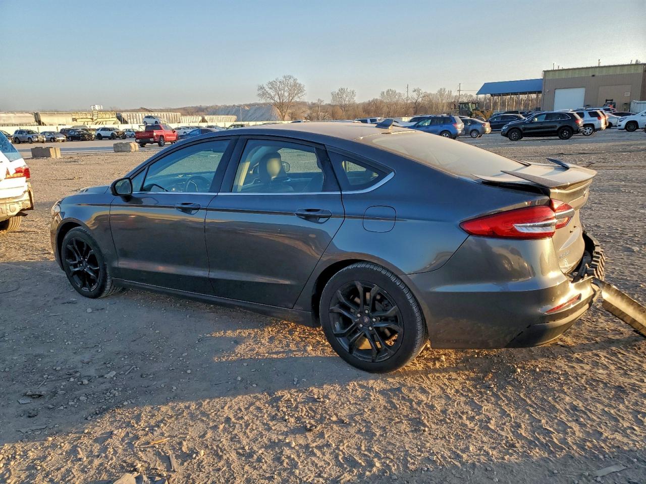 2019 FORD FUSION SE photo 2