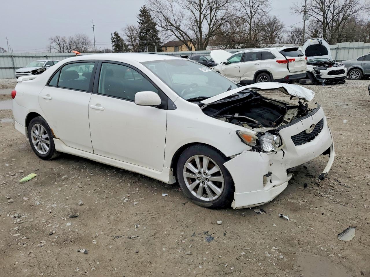2010 TOYOTA COROLLA BASE photo 4