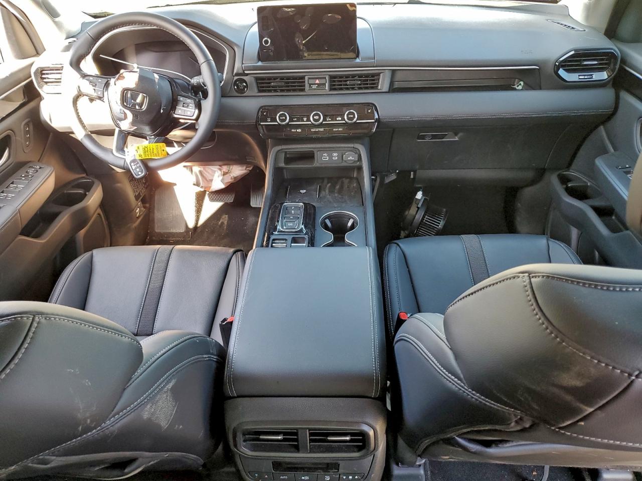 2025 HONDA PILOT EXL photo 8