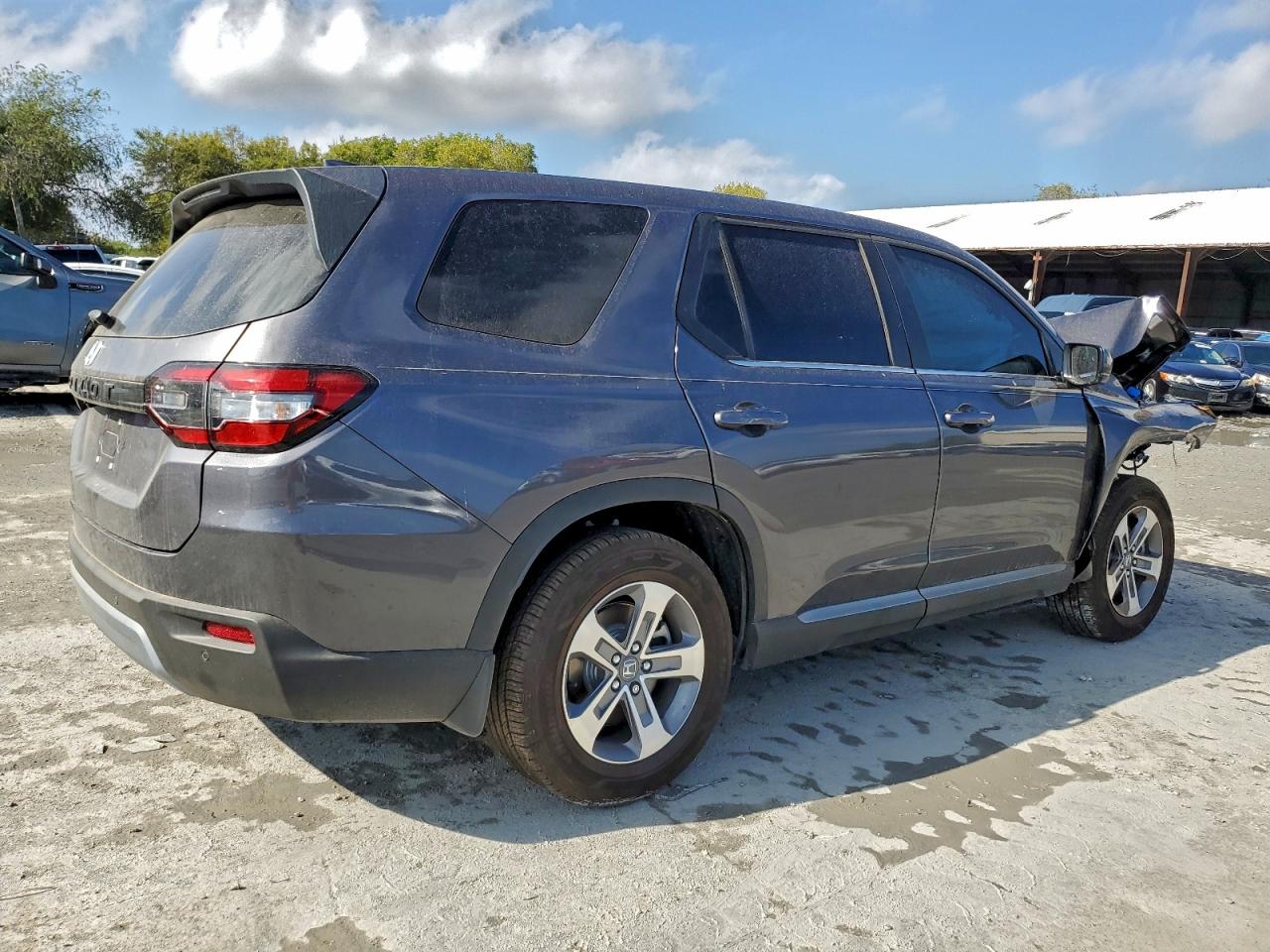 2025 HONDA PILOT EXL photo 3