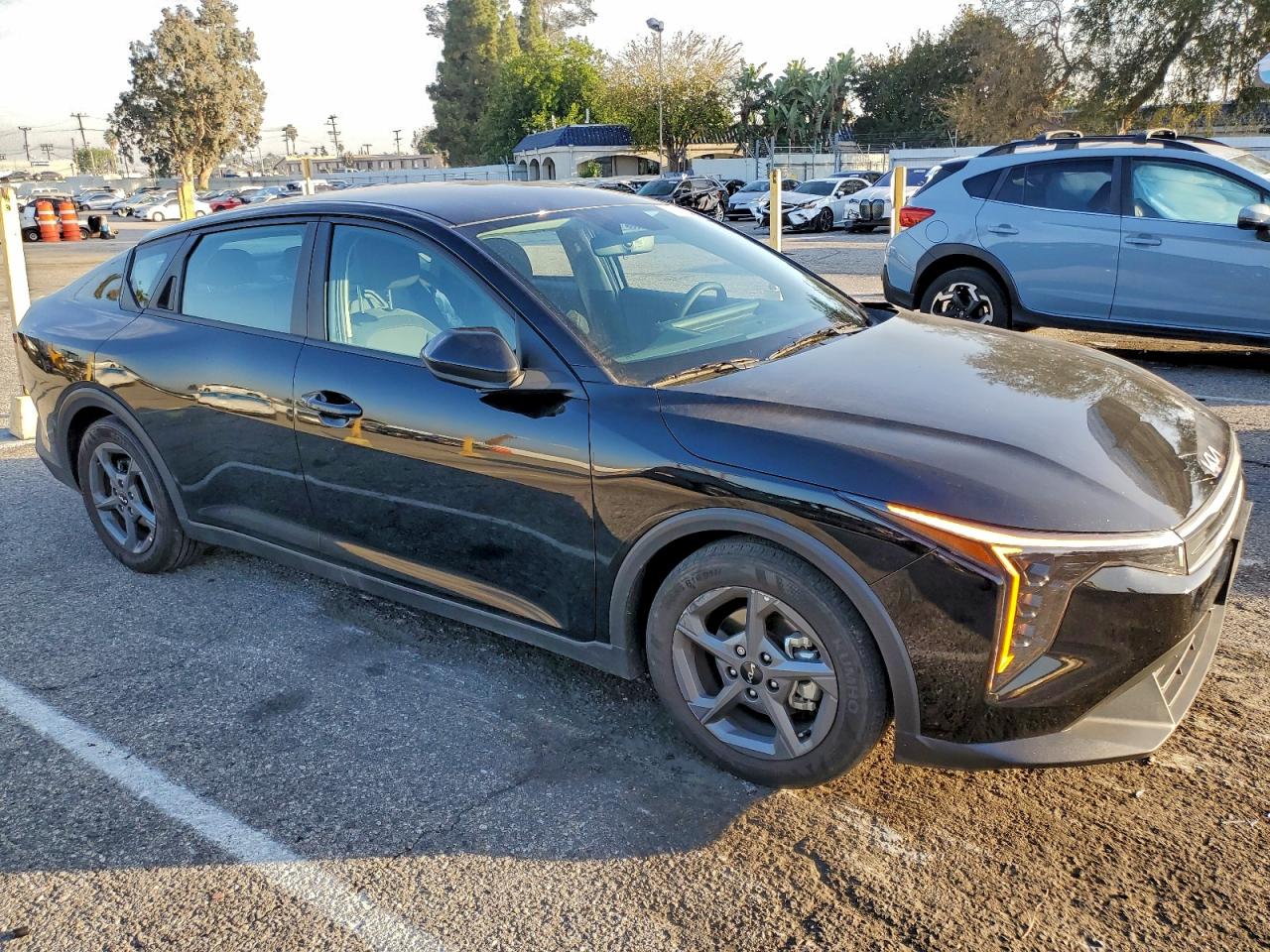 2025 KIA K4 LX photo 4