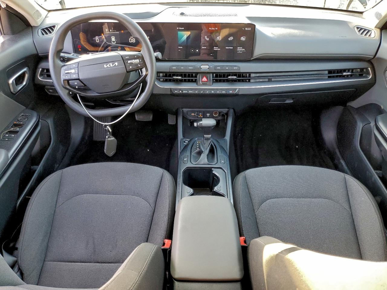 2025 KIA K4 LX photo 8