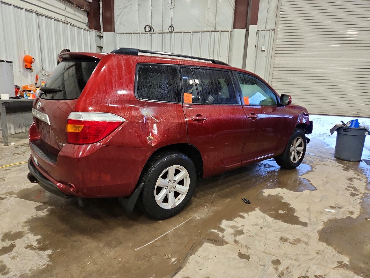 2010 TOYOTA HIGHLANDER SE photo 3