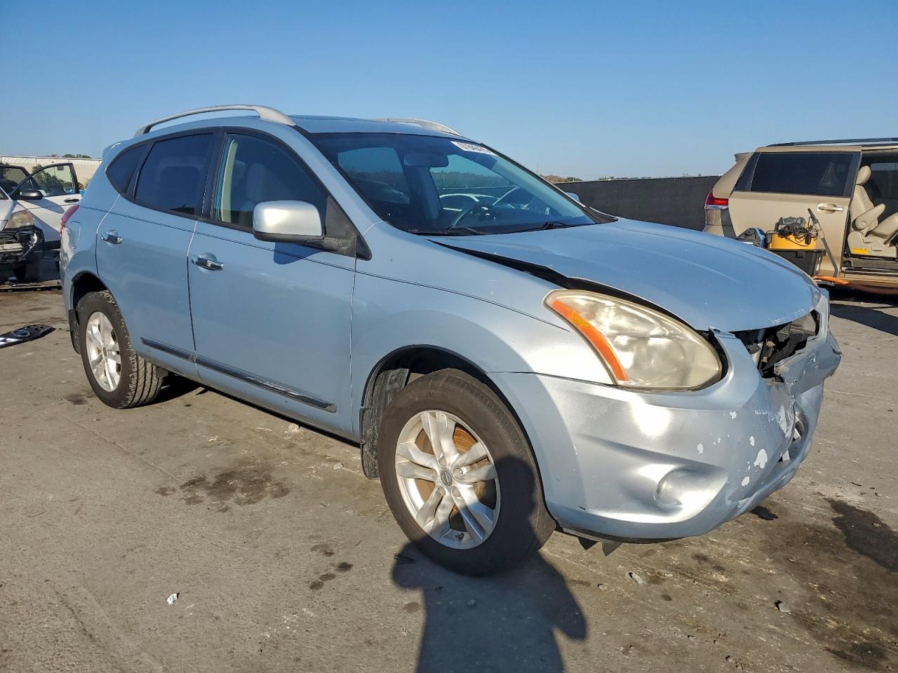2013 NISSAN ROGUE S photo 4