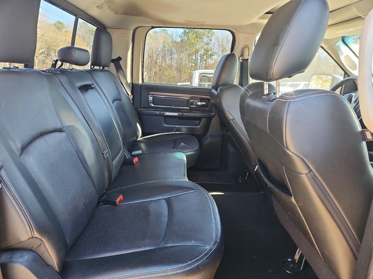 2014 RAM 1500 LARAMIE photo 10