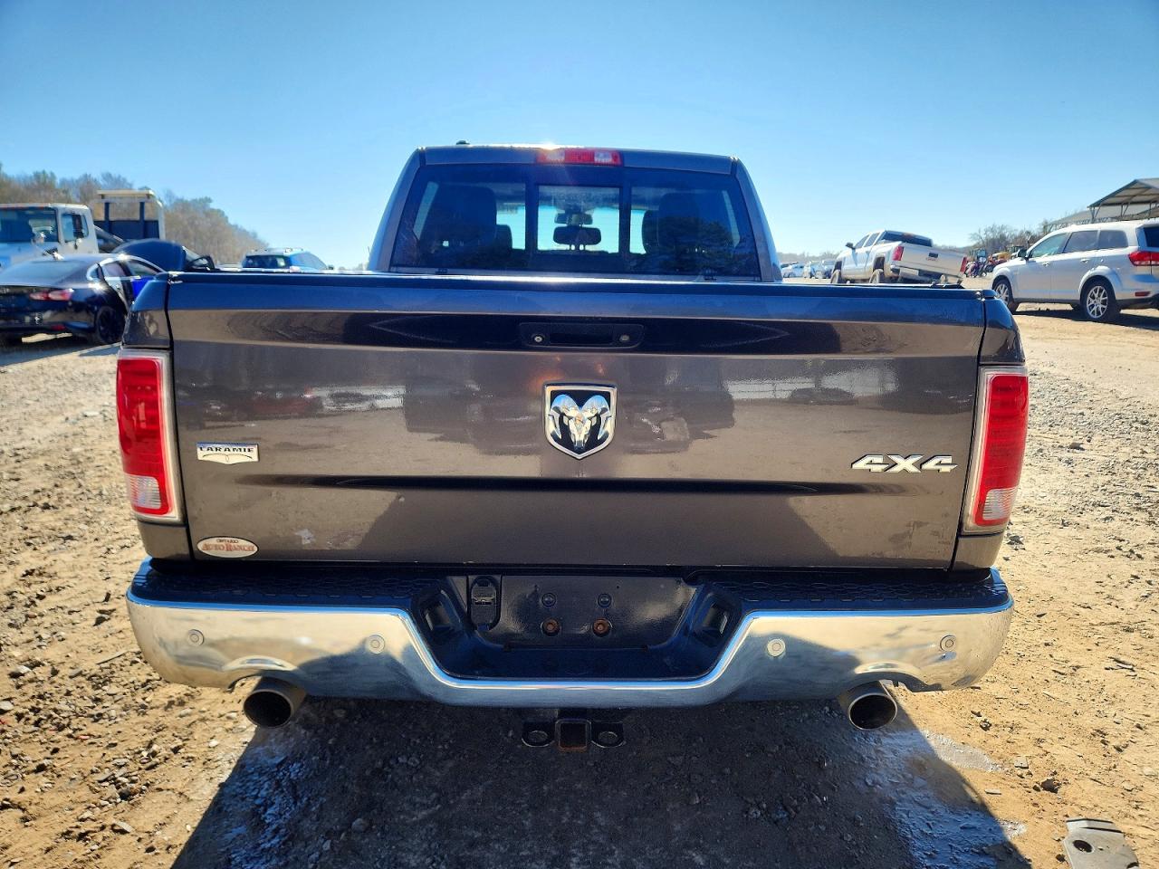 2014 RAM 1500 LARAMIE photo 6