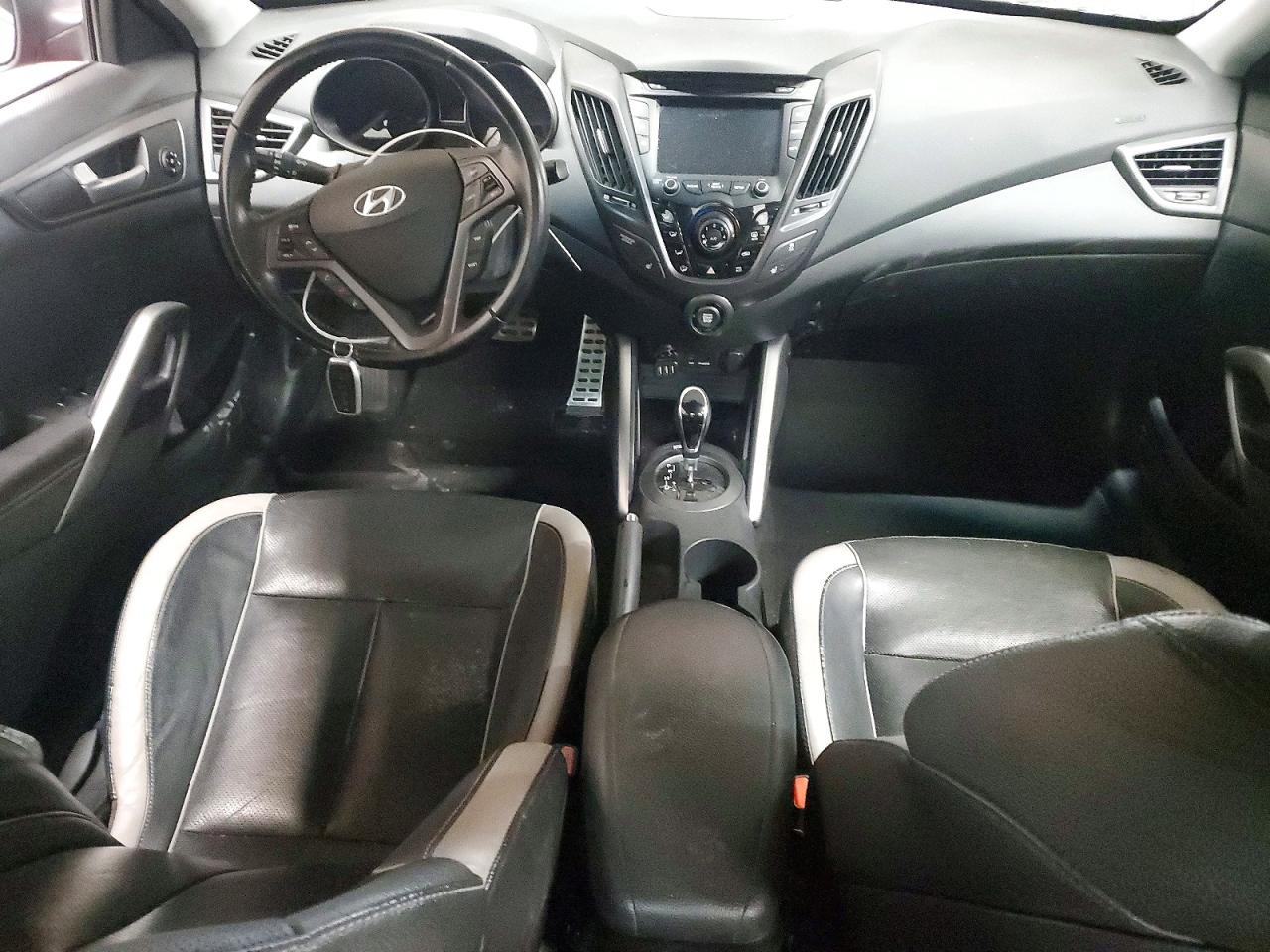 2015 HYUNDAI VELOSTER TURBO photo 15