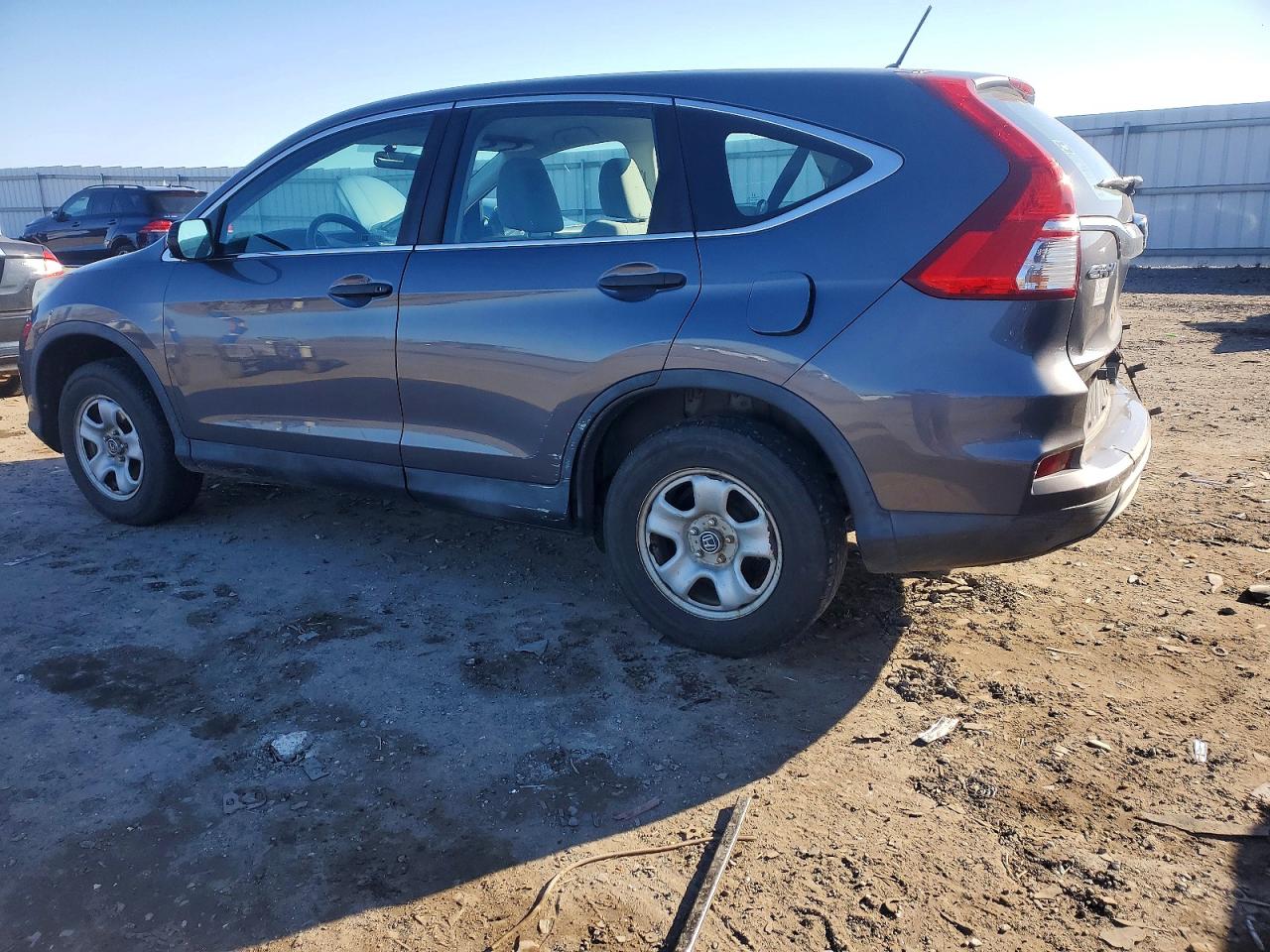 2016 HONDA CR-V LX photo 2