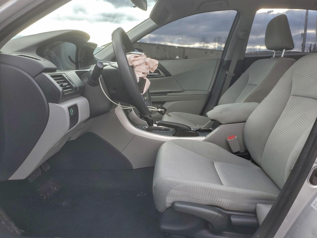 2014 HONDA ACCORD LX photo 19