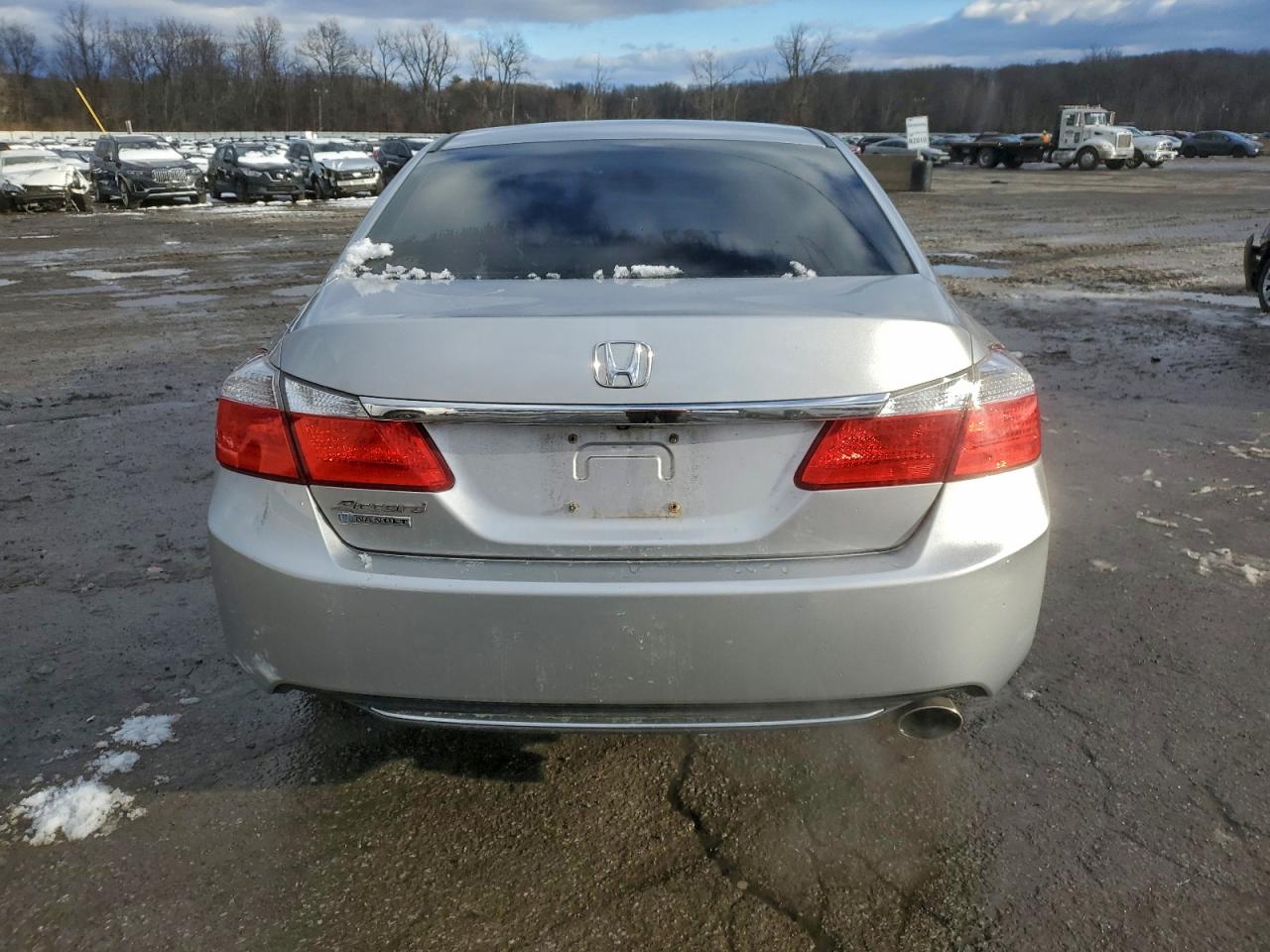 2014 HONDA ACCORD LX photo 16