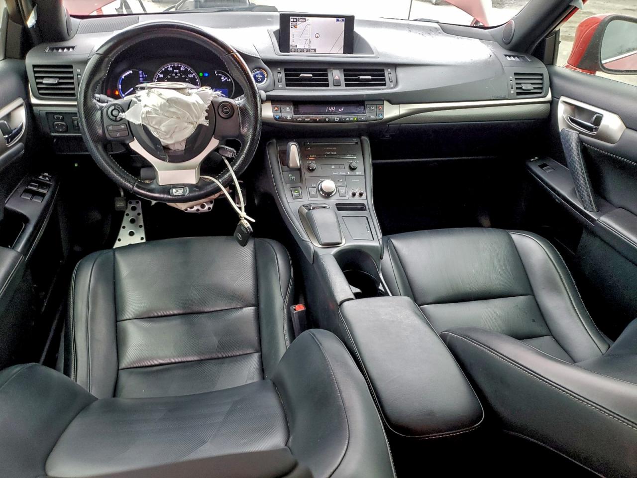 2016 LEXUS CT 200 photo 8