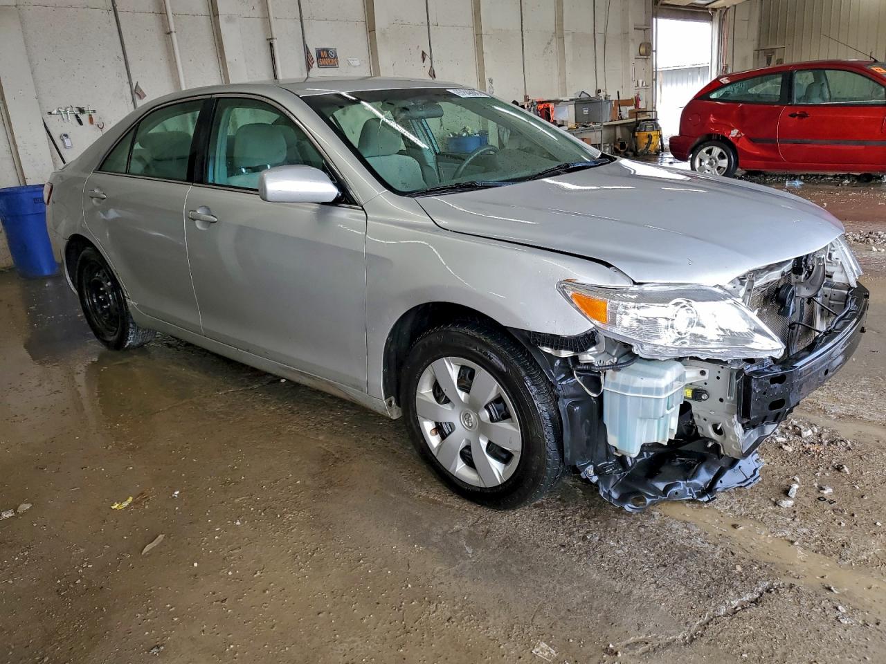2010 TOYOTA CAMRY BASE photo 4