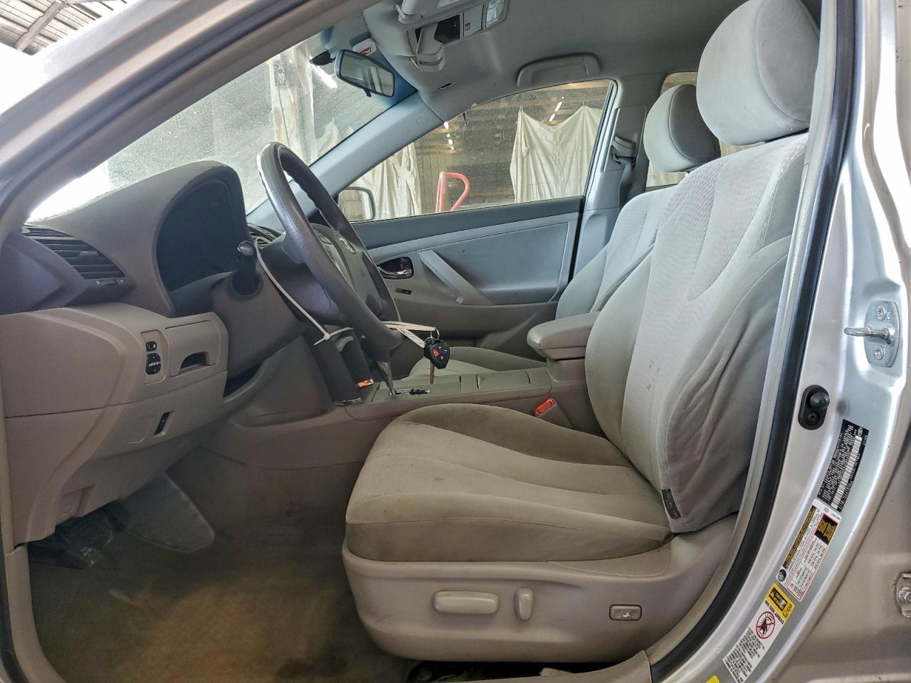 2010 TOYOTA CAMRY BASE photo 7