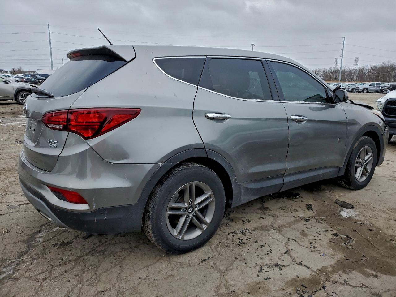 2018 HYUNDAI SANTA FE SPORT photo 3