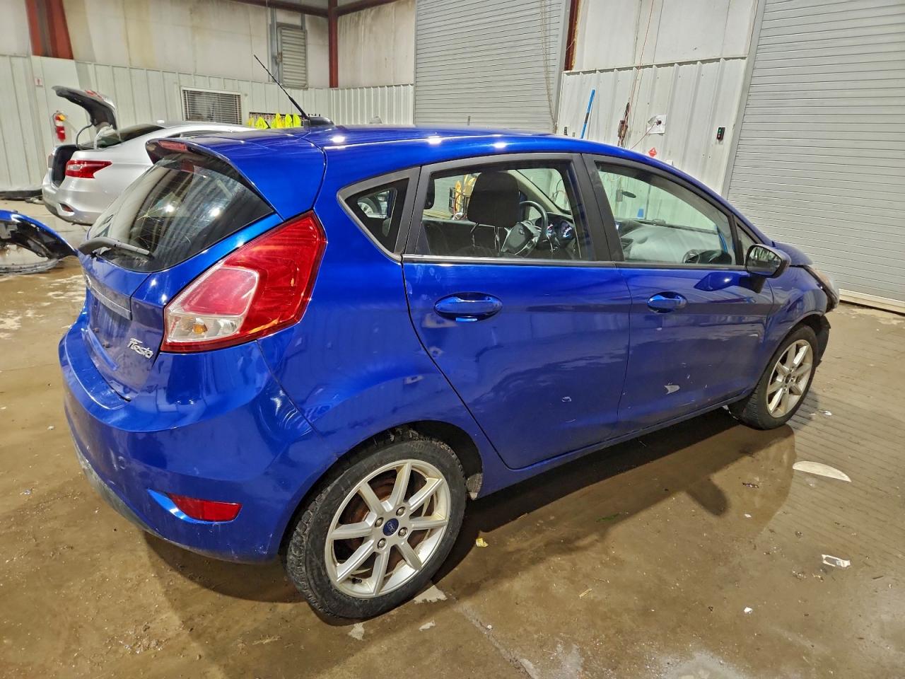 2019 FORD FIESTA SE photo 5