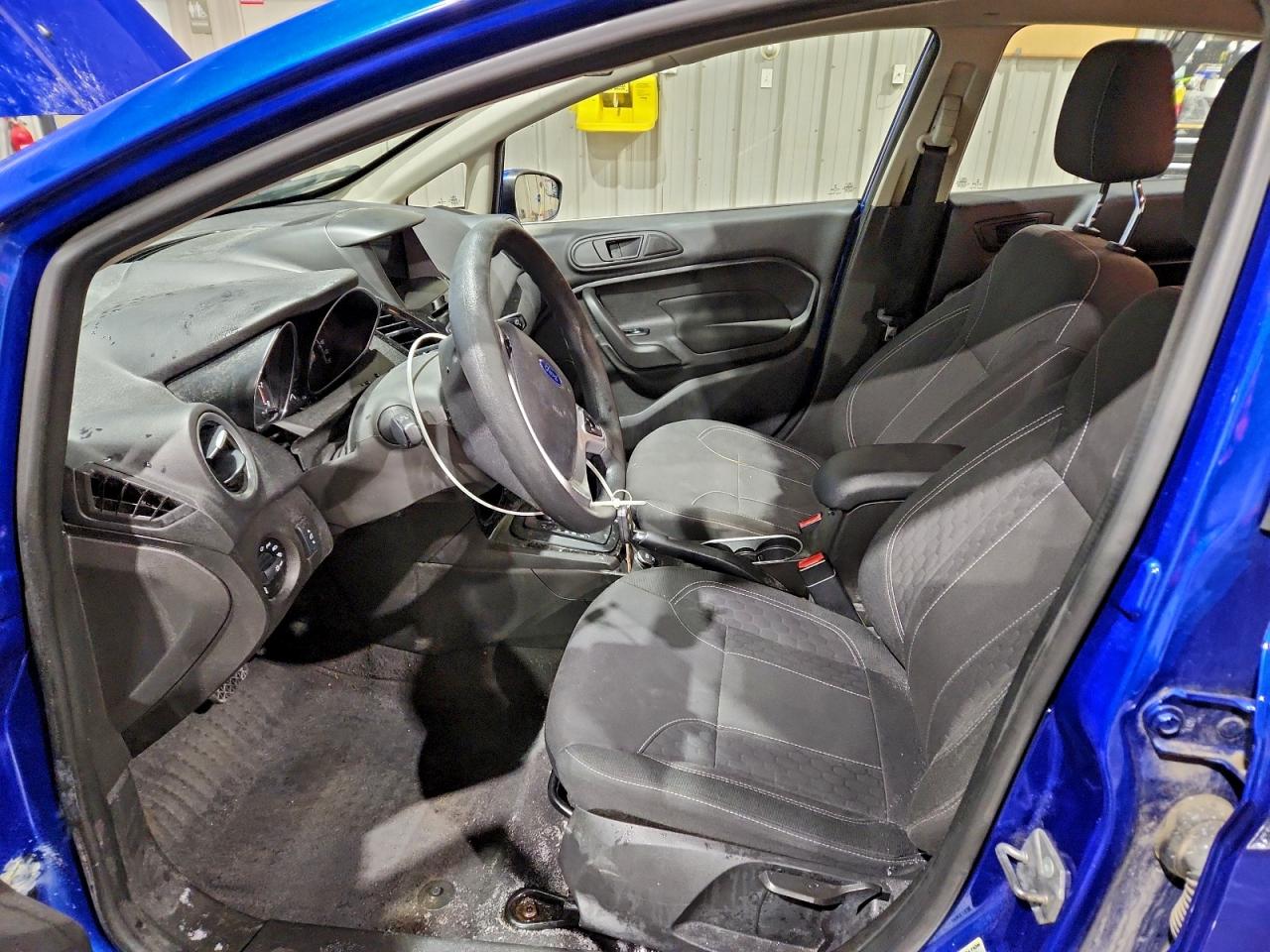 2019 FORD FIESTA SE photo 13
