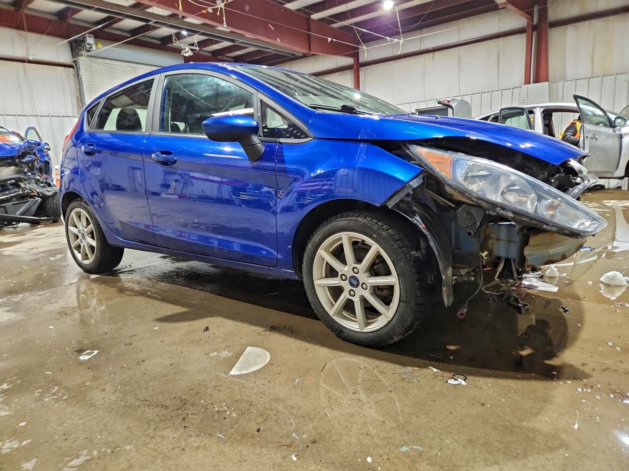 2019 FORD FIESTA SE photo 7