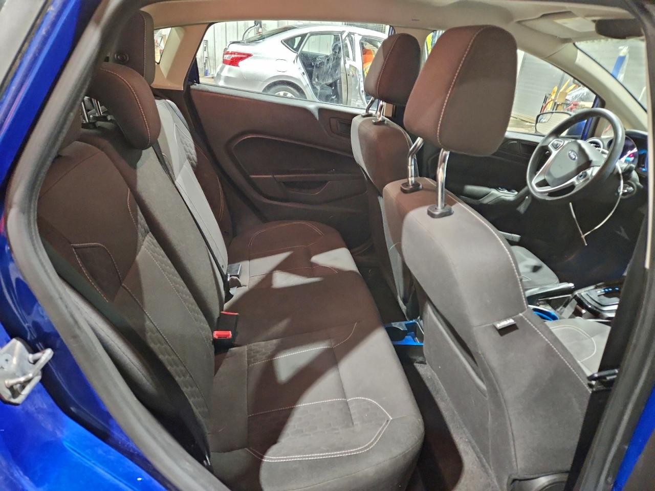 2019 FORD FIESTA SE photo 21