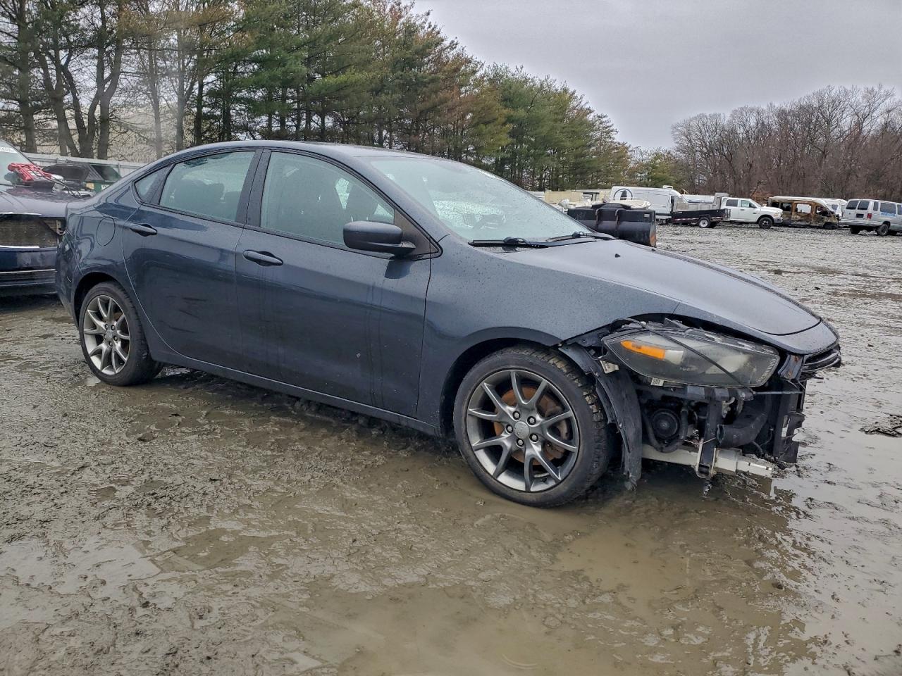 2013 DODGE DART SXT photo 4