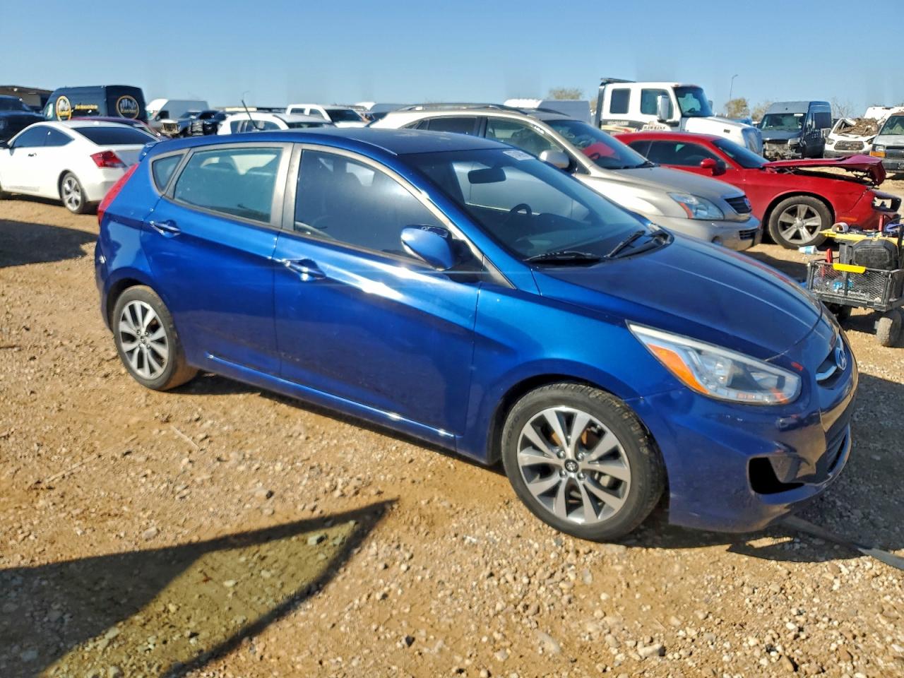 2015 HYUNDAI ACCENT GLS photo 4