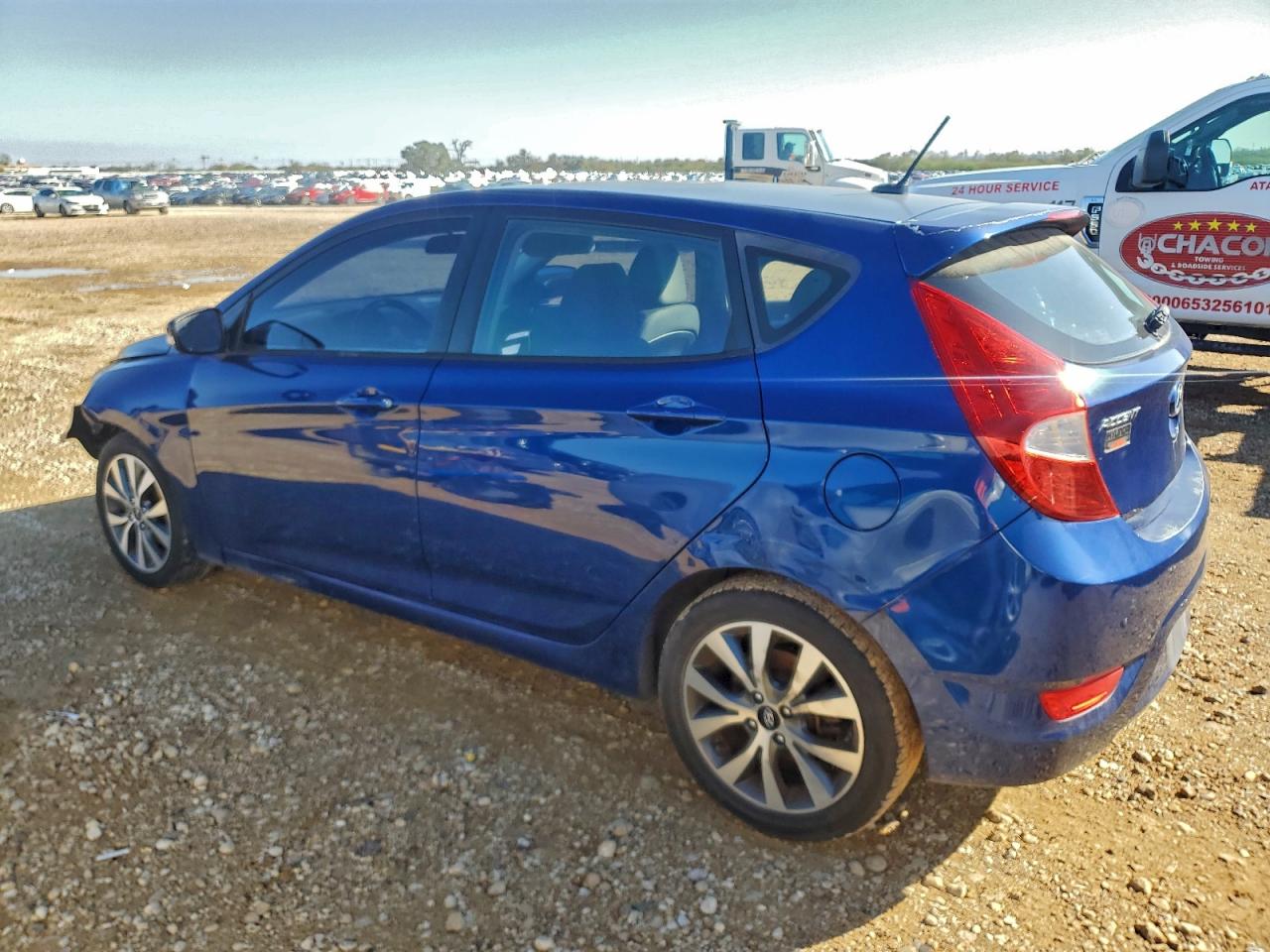 2015 HYUNDAI ACCENT GLS photo 2