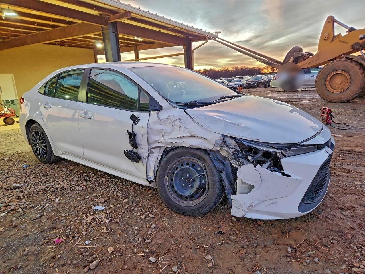 2021 TOYOTA COROLLA LE photo 7