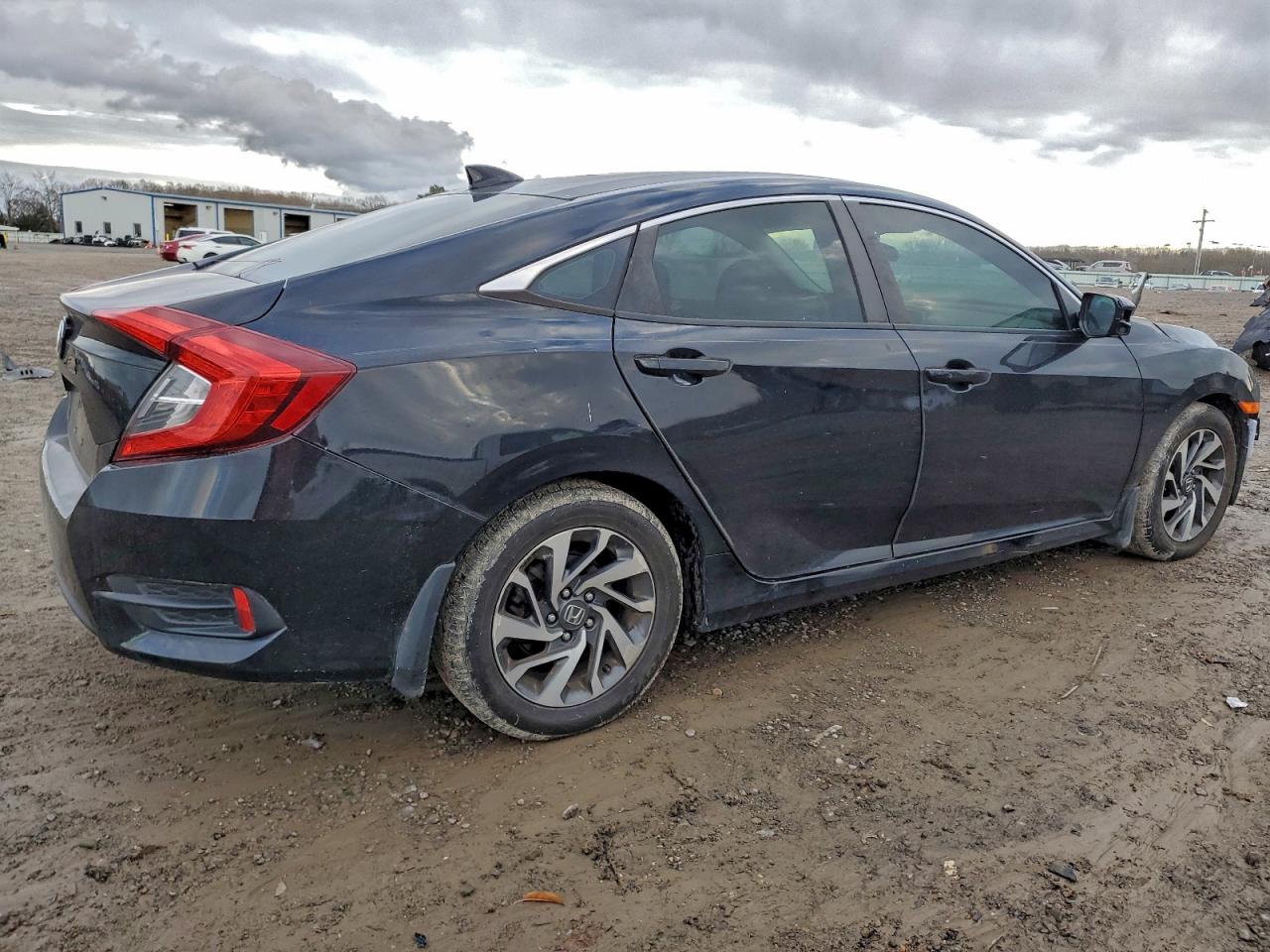 2017 HONDA CIVIC EX photo 3