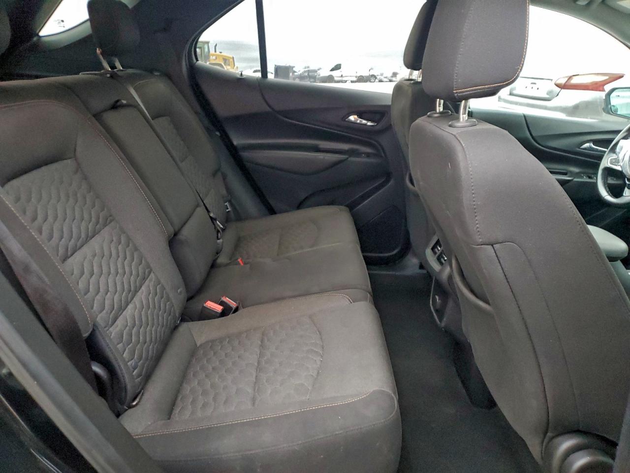2018 CHEVROLET EQUINOX LT photo 11