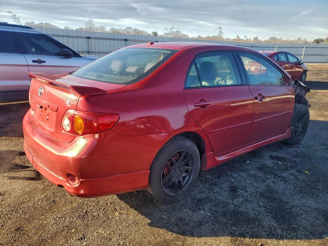 2010 TOYOTA COROLLA BASE photo 3