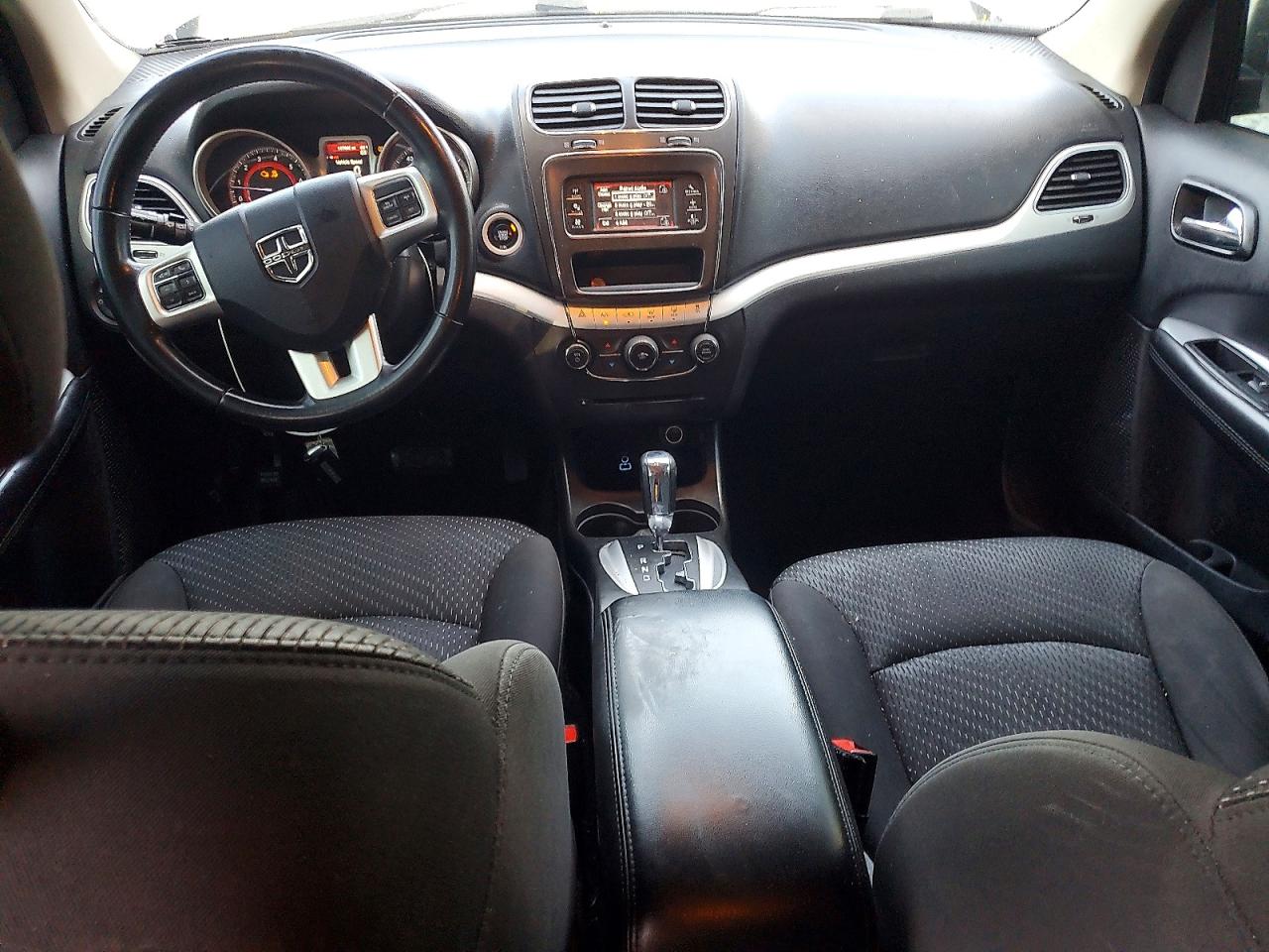 2018 DODGE JOURNEY SE photo 8