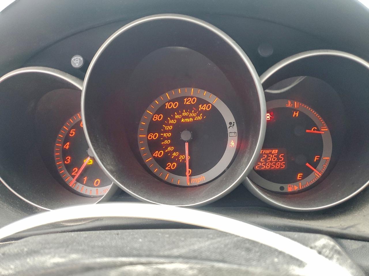2004 MAZDA 3 S photo 9