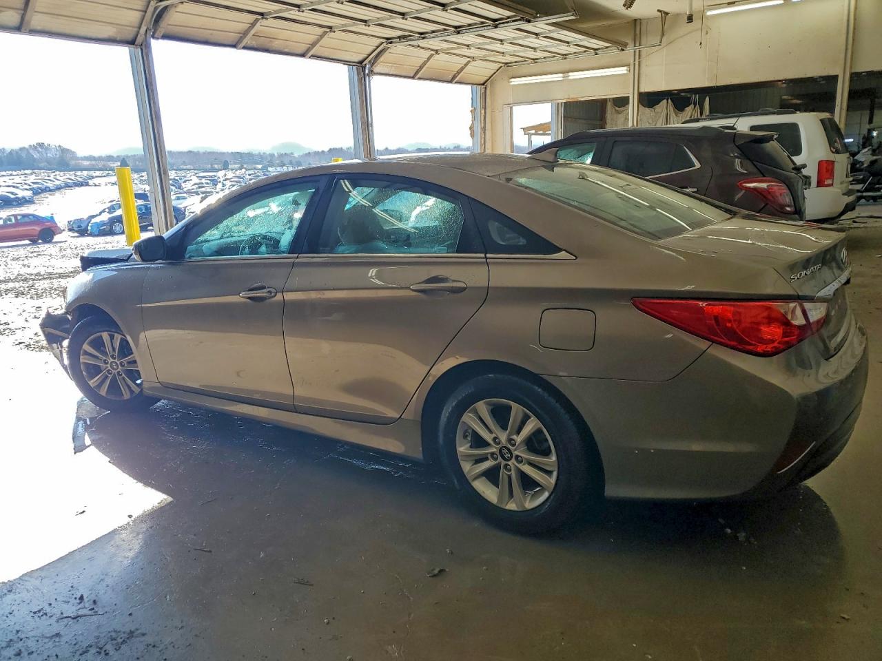 2014 HYUNDAI SONATA GLS photo 2