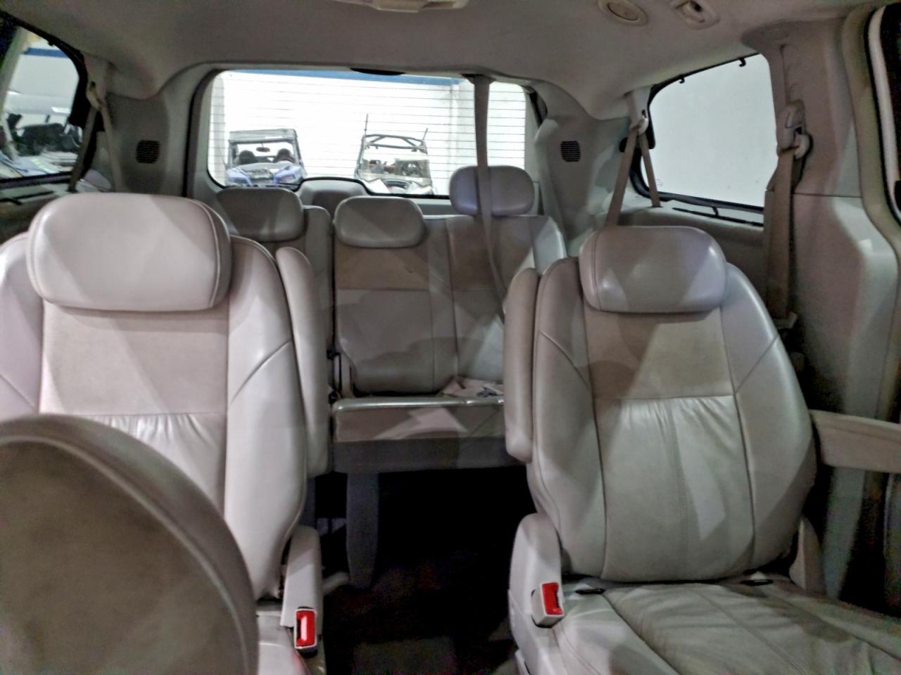 2008 CHRYSLER TOWN & COUNTRY LIMITED photo 10