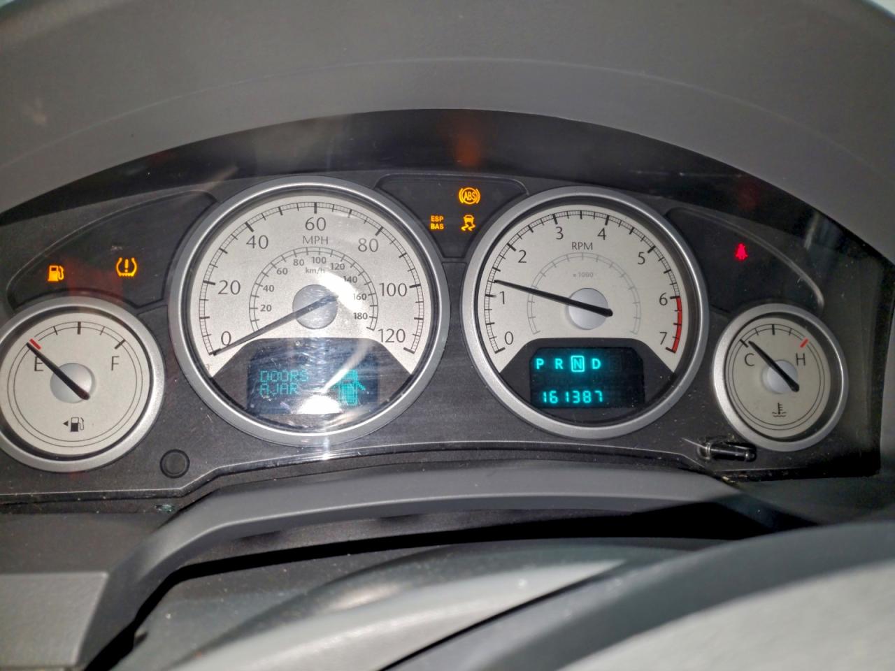 2008 CHRYSLER TOWN & COUNTRY LIMITED photo 9