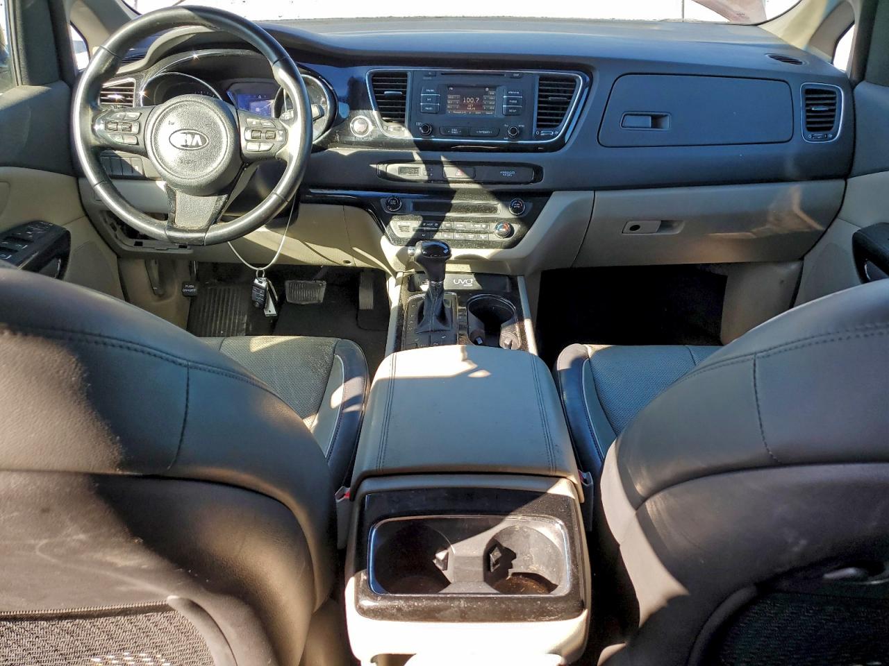 2016 KIA SEDONA EX photo 8