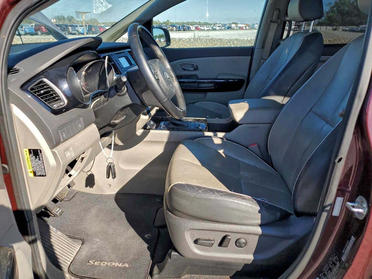 2016 KIA SEDONA EX photo 7