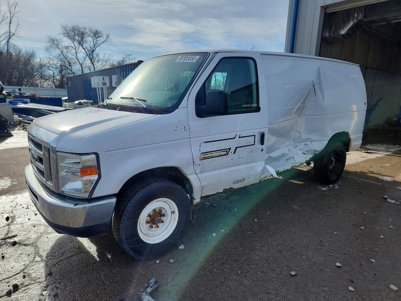 2013 FORD E250