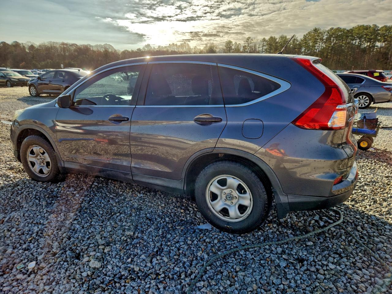 2016 HONDA CR-V LX photo 2
