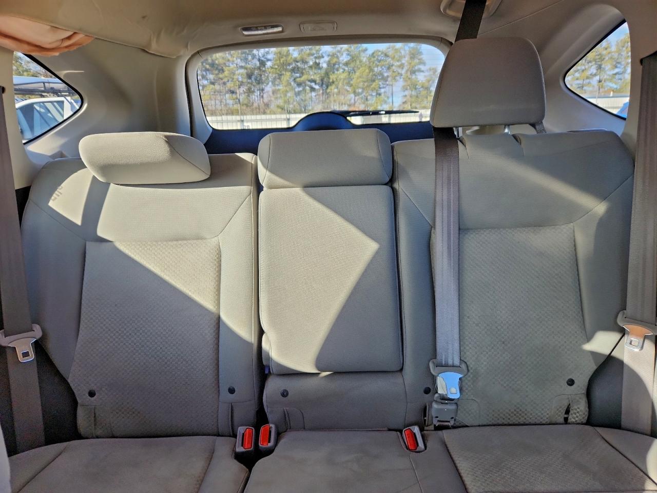 2016 HONDA CR-V LX photo 10