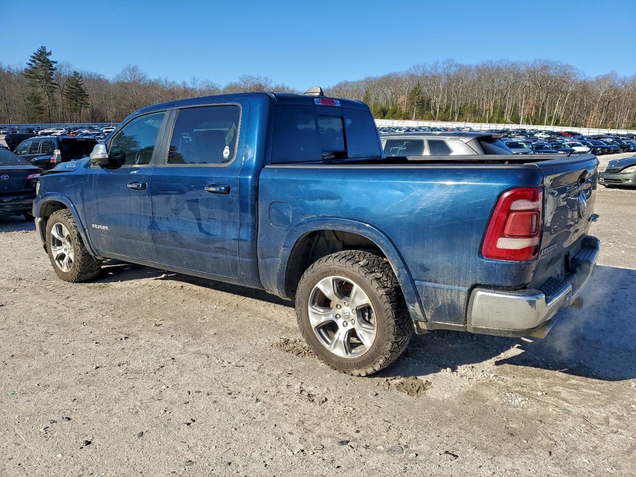 2019 RAM 1500 LARAMIE photo 2