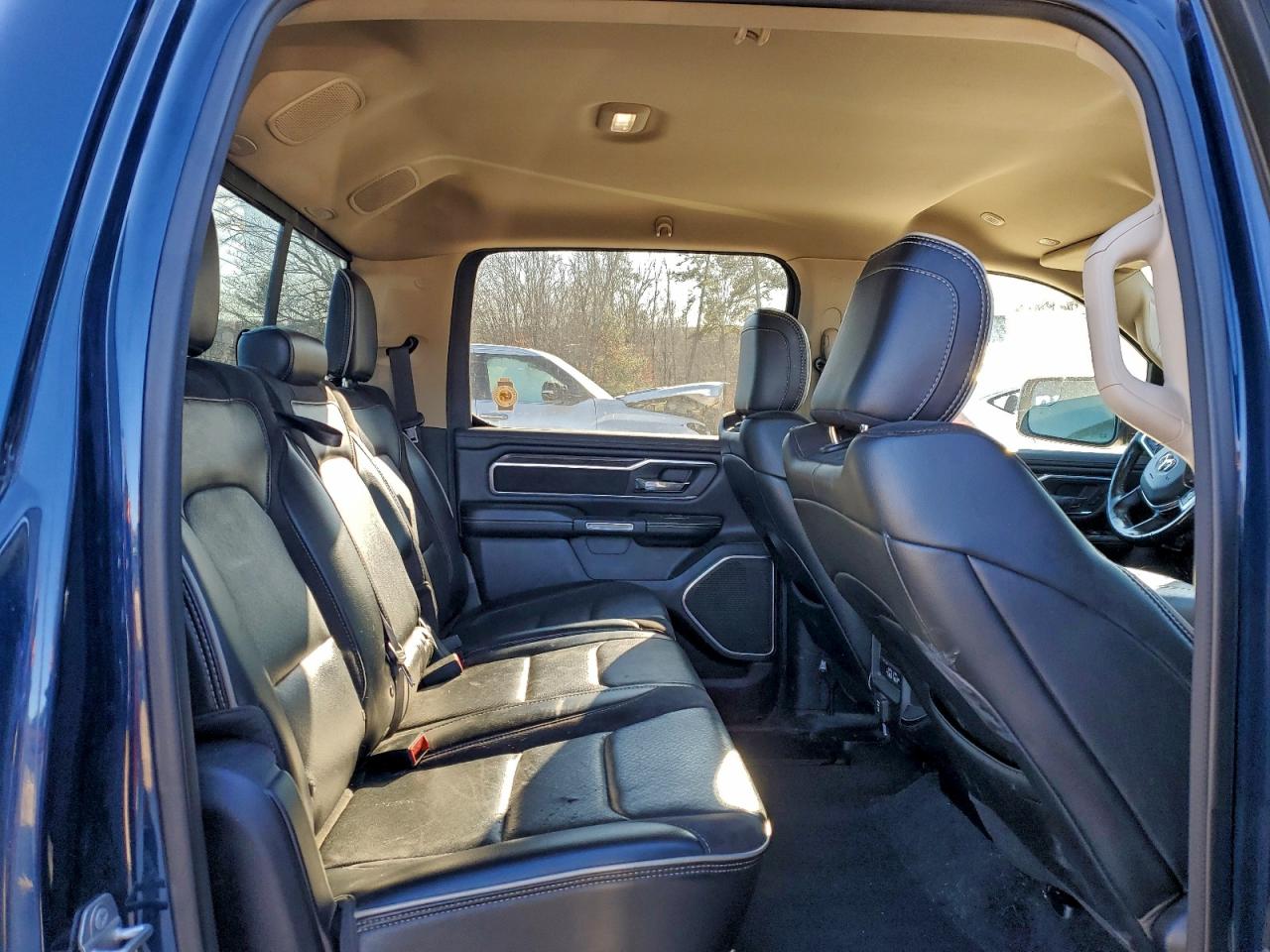 2019 RAM 1500 LARAMIE photo 10