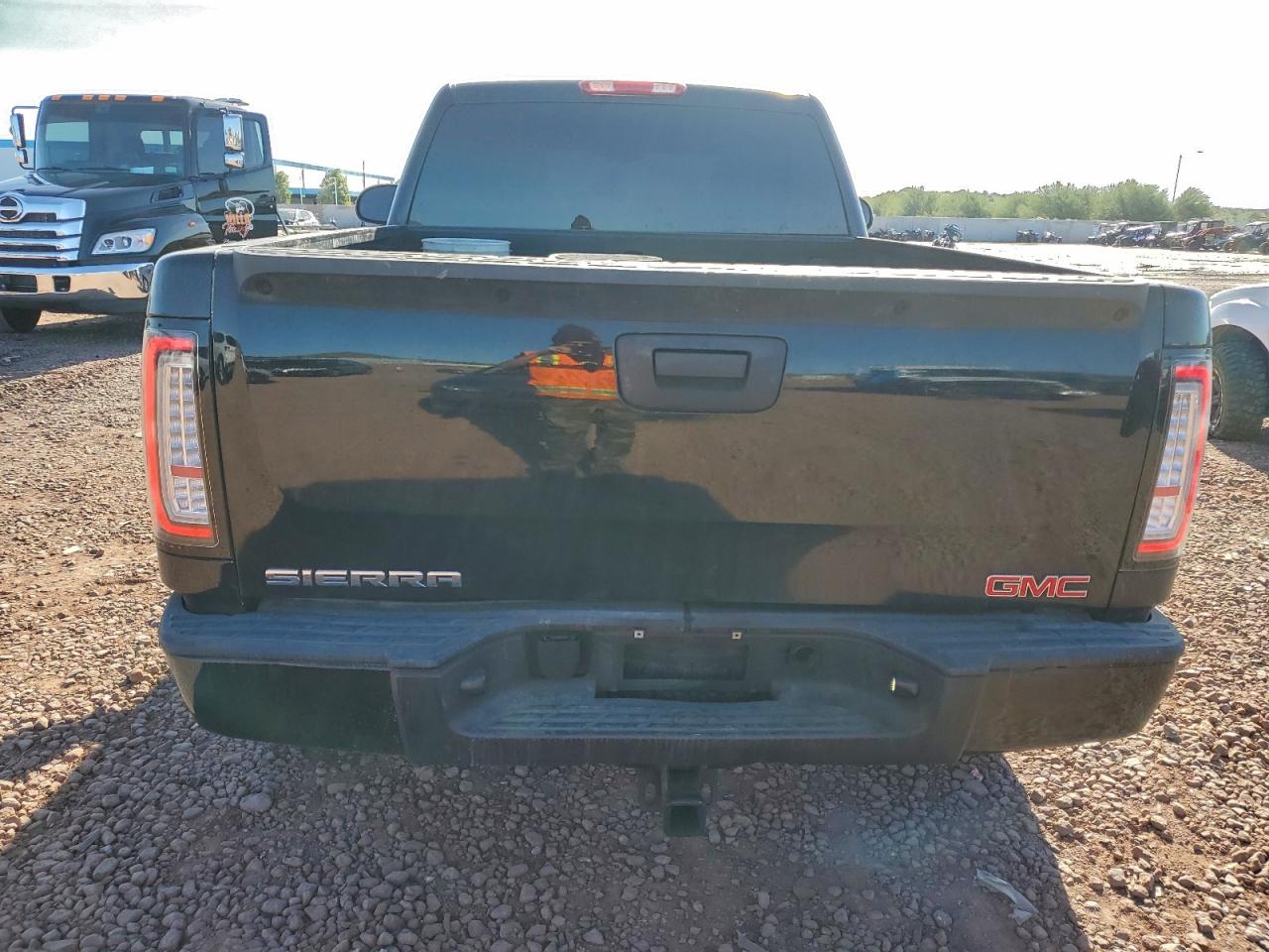 2008 GMC SIERRA C1500 photo 6
