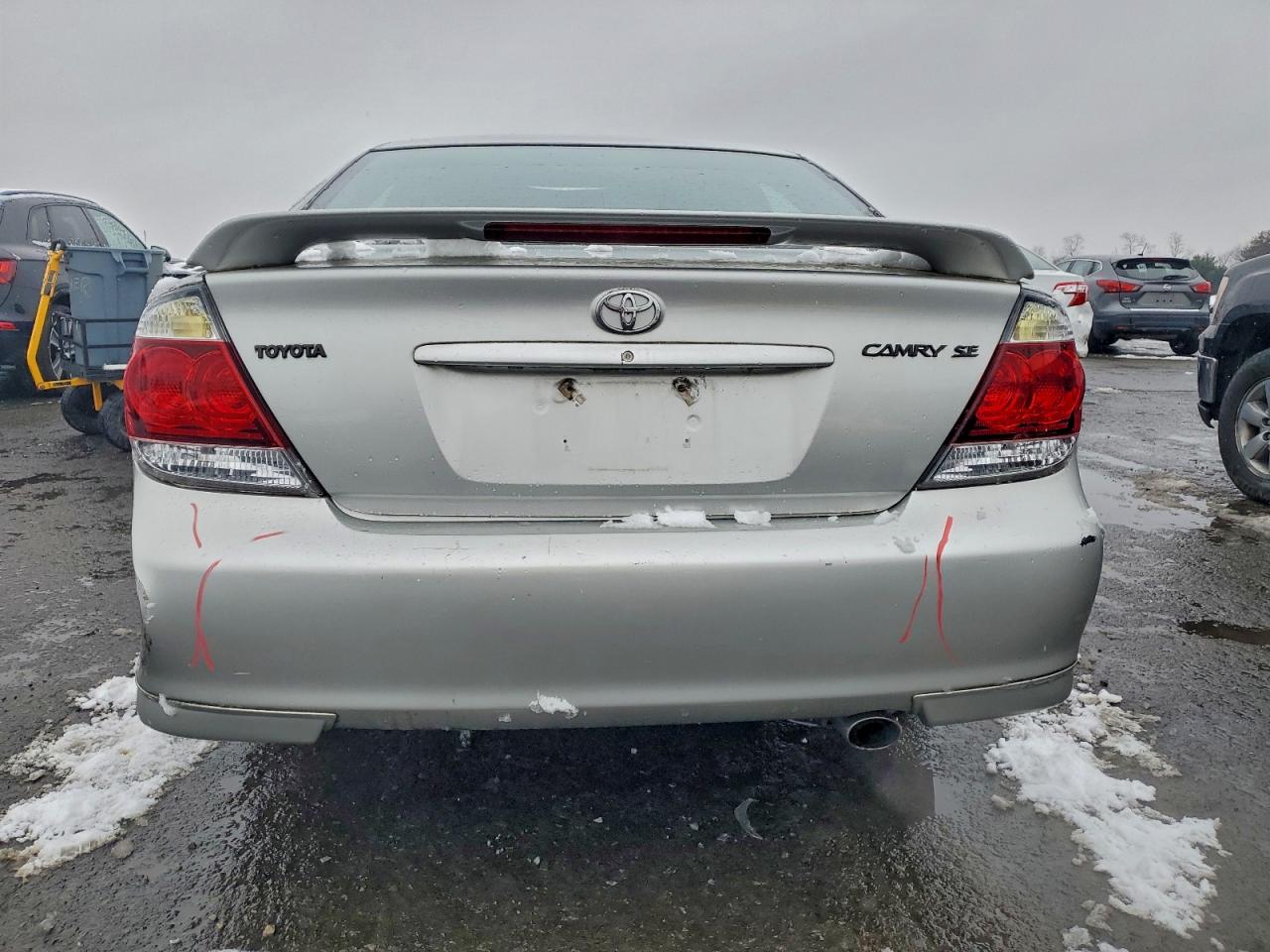 2006 TOYOTA CAMRY LE photo 6