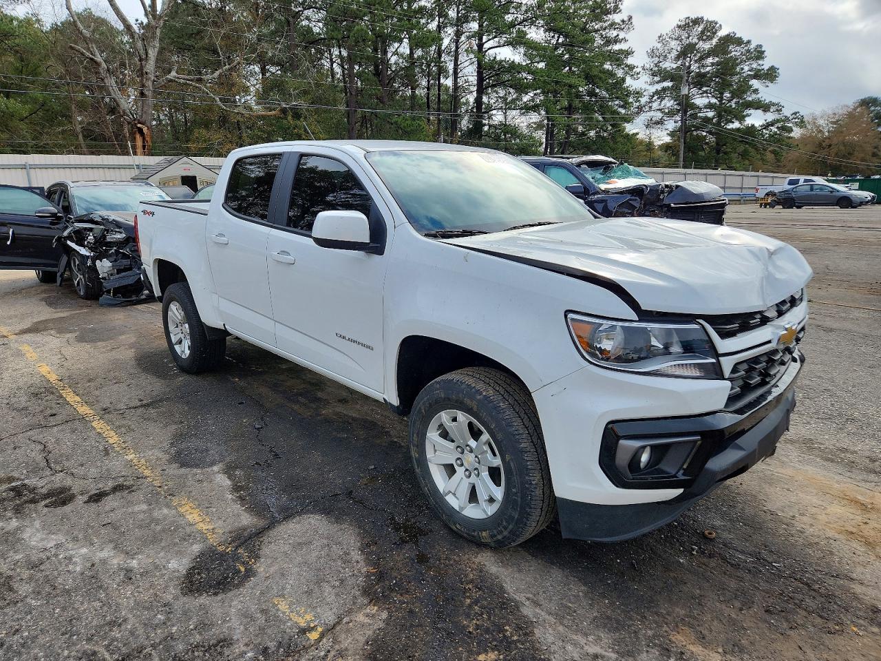 2022 CHEVROLET COLORADO LT photo 4