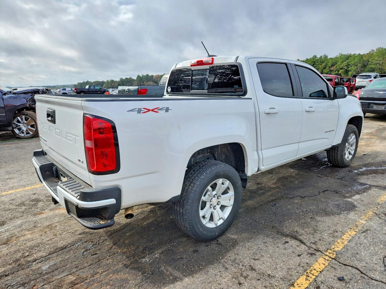 2022 CHEVROLET COLORADO LT photo 3