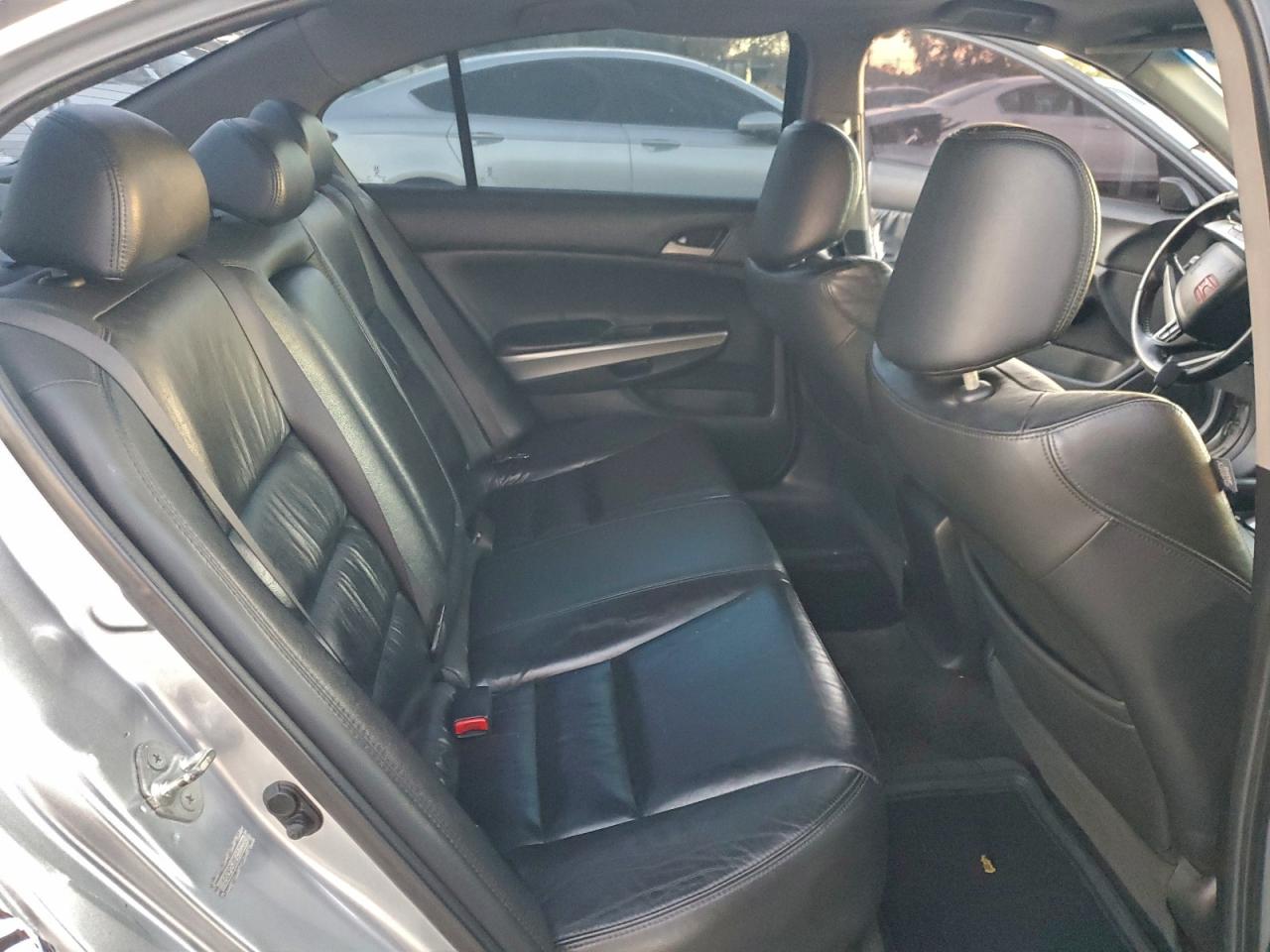 2009 HONDA ACCORD EXL photo 28