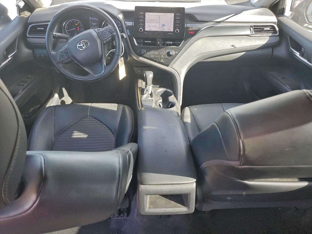 2022 TOYOTA CAMRY SE photo 15