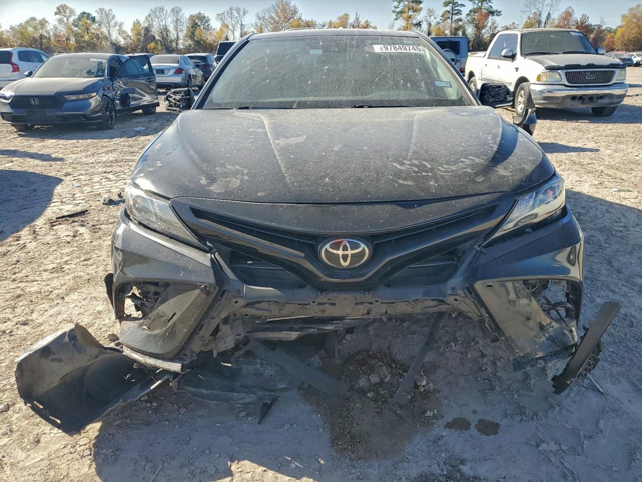 2022 TOYOTA CAMRY SE photo 9