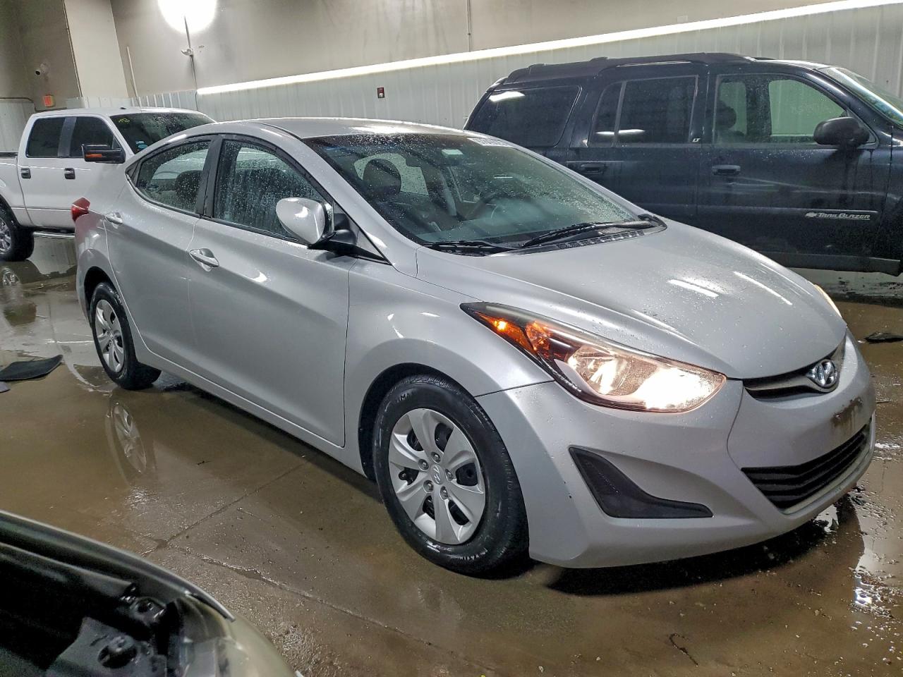 2016 HYUNDAI ELANTRA SE photo 7