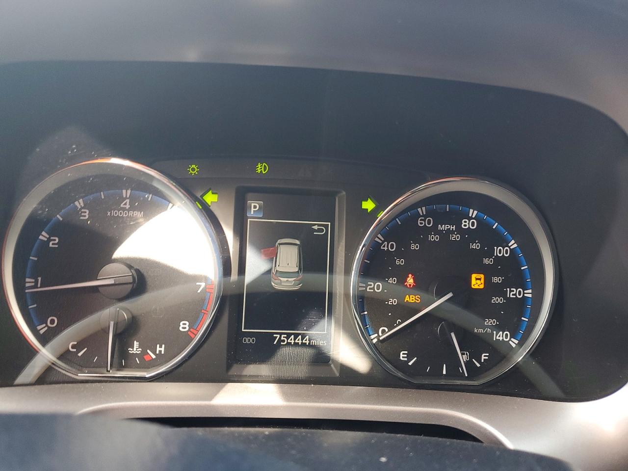 2016 TOYOTA RAV4 XLE photo 9